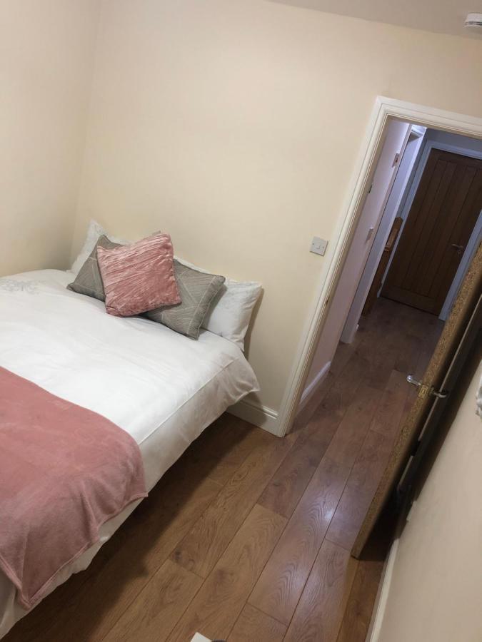 Big Room Rusholme With Tv And Private Bathroom-Parking&Wifi Manchester Ngoại thất bức ảnh