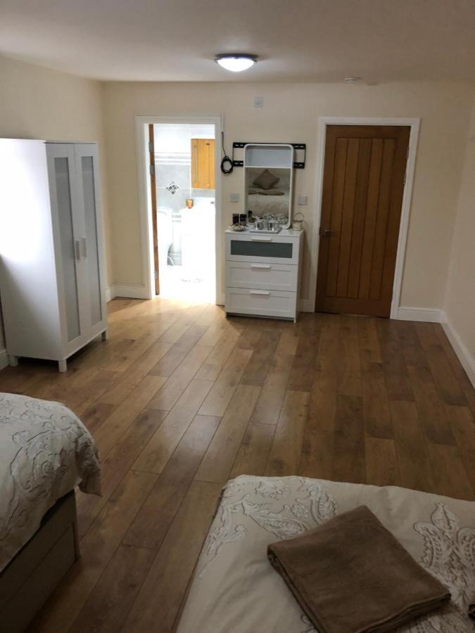 Big Room Rusholme With Tv And Private Bathroom-Parking&Wifi Manchester Ngoại thất bức ảnh