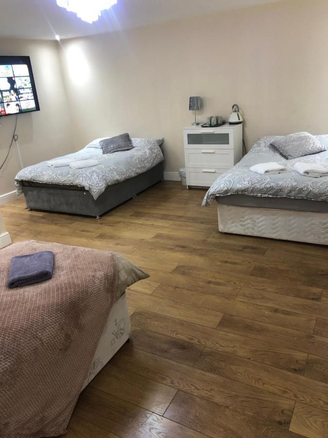 Big Room Rusholme With Tv And Private Bathroom-Parking&Wifi Manchester Ngoại thất bức ảnh